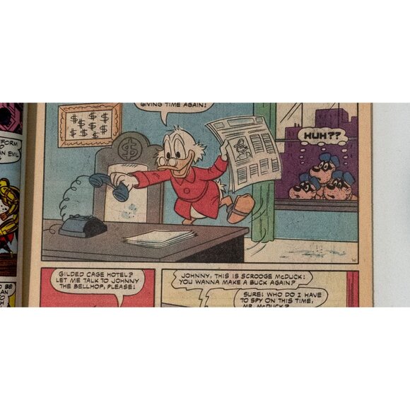 Walt Disney The Beagle Boys Vs. Uncle $crooge Comic Book Whitman 40¢ - Picture 8 of 13